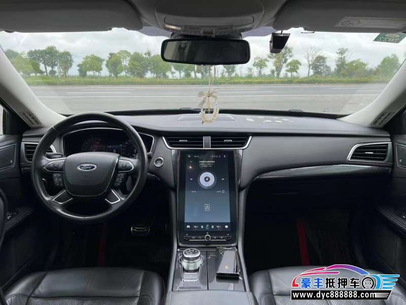 20年福特金牛座轿车抵押车出售