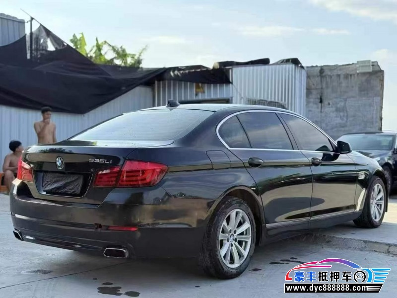 11年宝马5系轿车抵押车出售