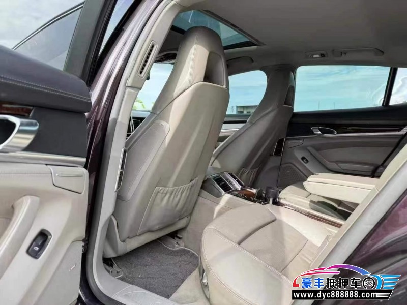 10年保时捷帕纳梅拉轿车抵押车出售