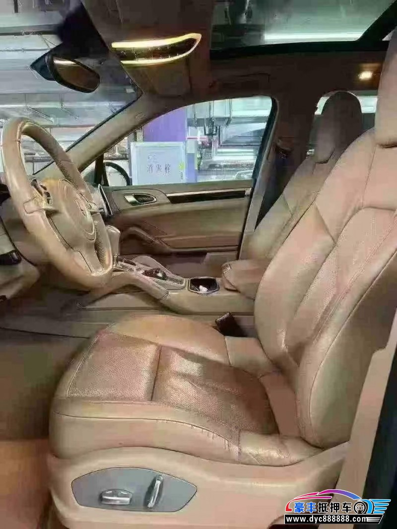 13年保时捷卡宴轿车抵押车出售