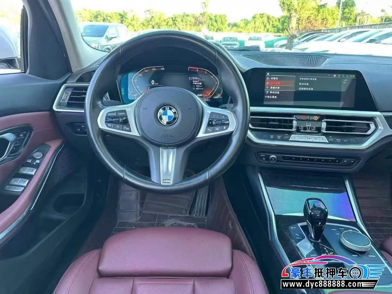 21年宝马3系轿车抵押车出售