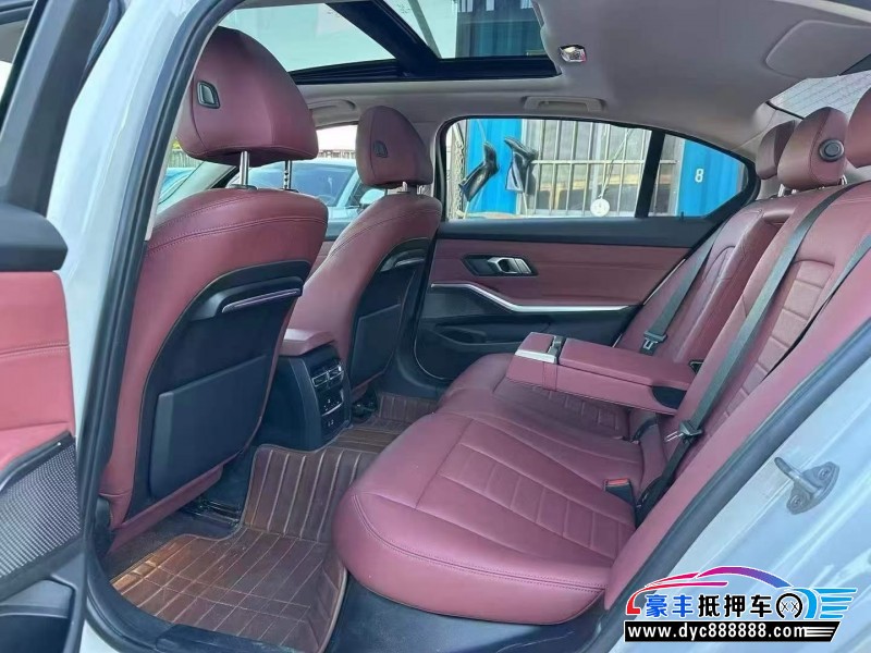 21年宝马3系轿车抵押车出售