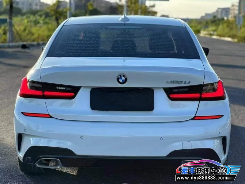 21年宝马3系轿车抵押车出售