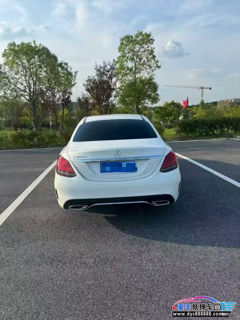 20年奔驰C轿车抵押车出售
