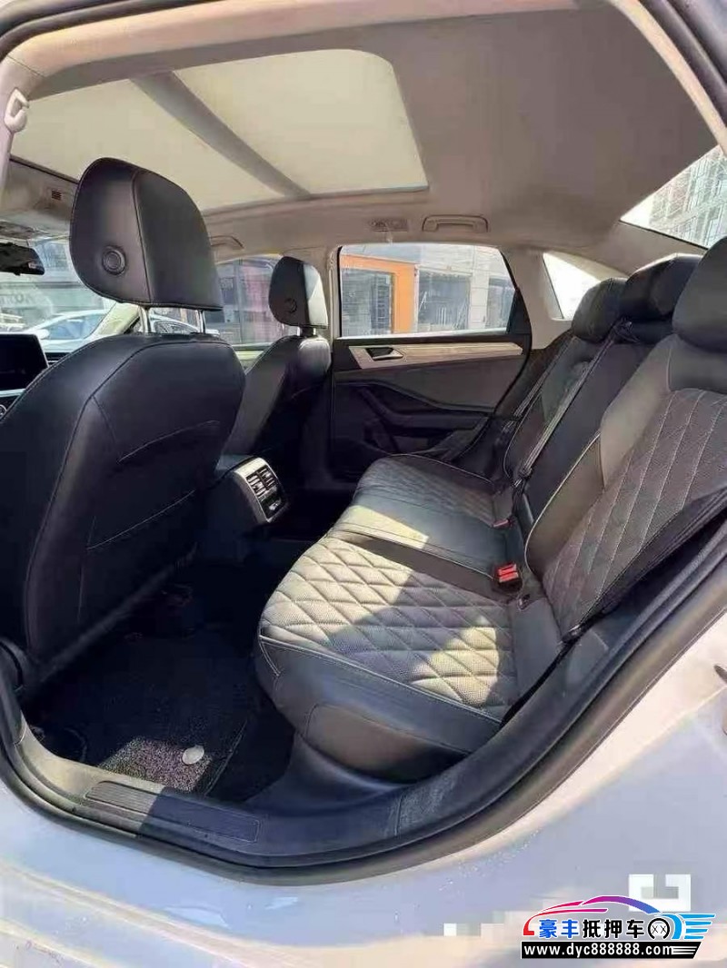 24年大众速腾轿车抵押车出售