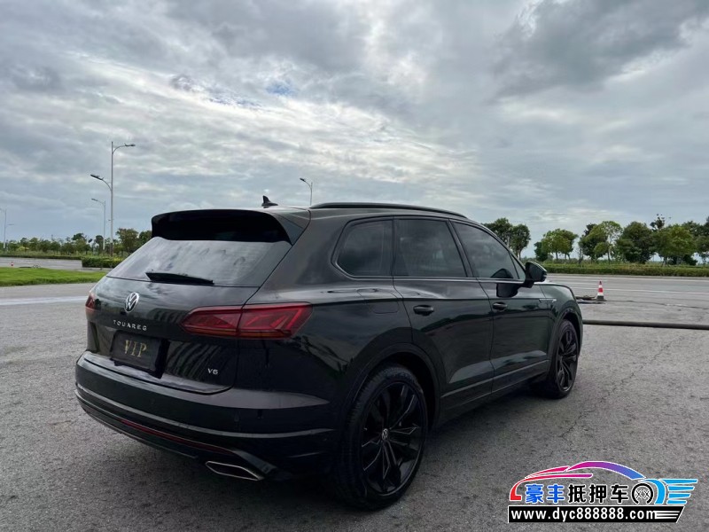 22年大众途锐轿车抵押车出售