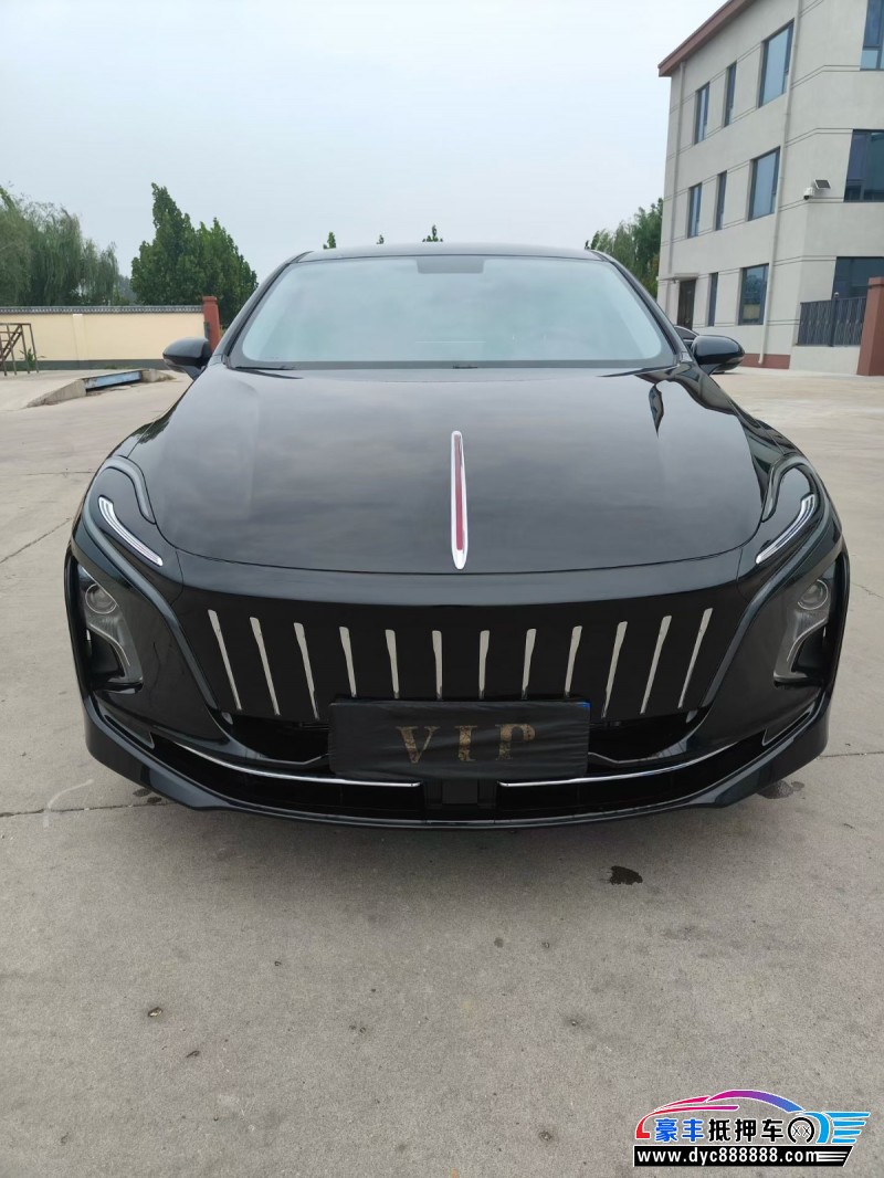 25年红旗EQM5轿车抵押车出售