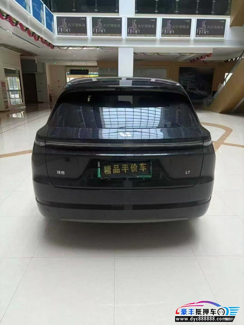 25年理想L7轿车抵押车出售