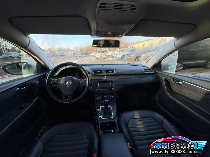 13年大众迈腾轿车抵押车出售