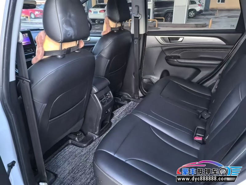 22年长城M6轿车抵押车出售