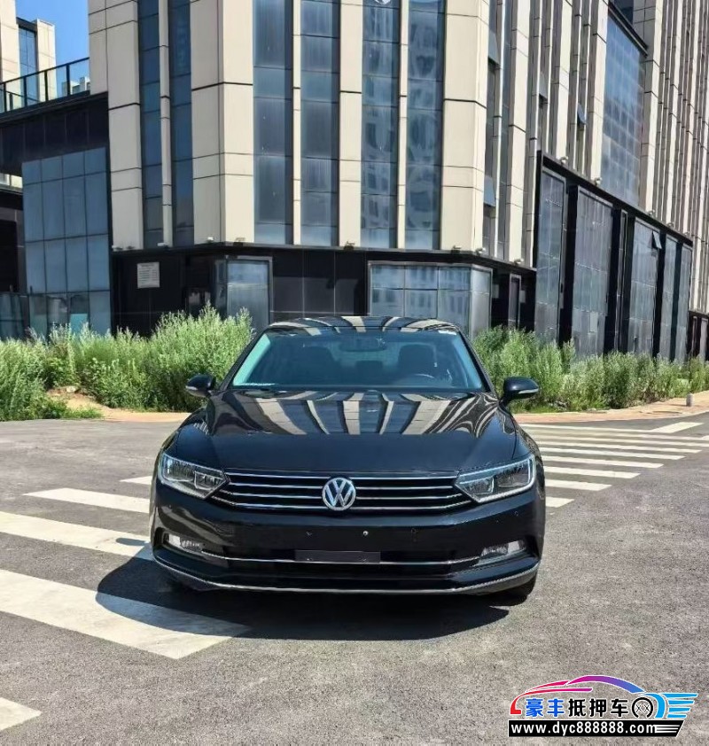 18年大众迈腾轿车抵押车出售