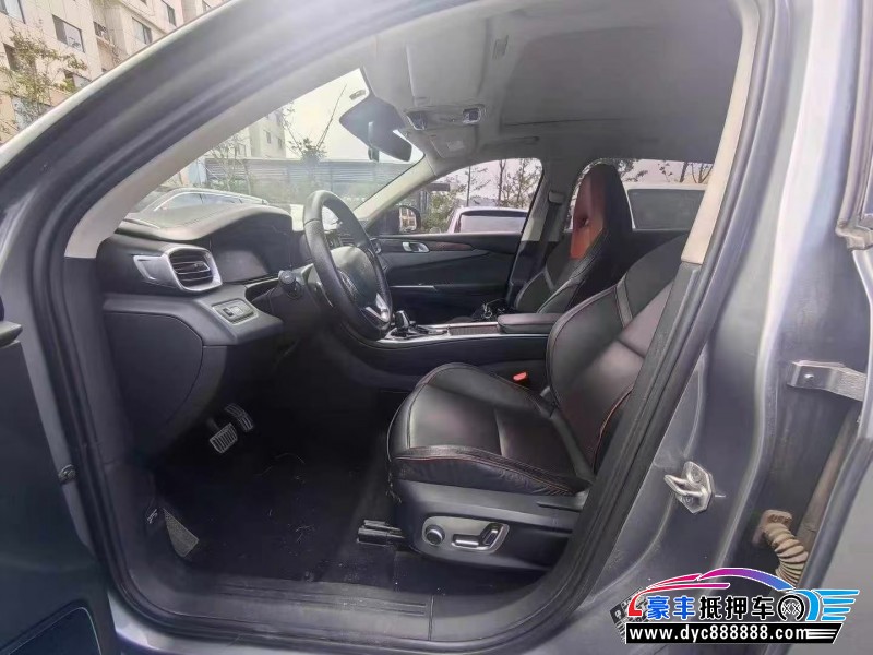 18年领克01轿车抵押车出售