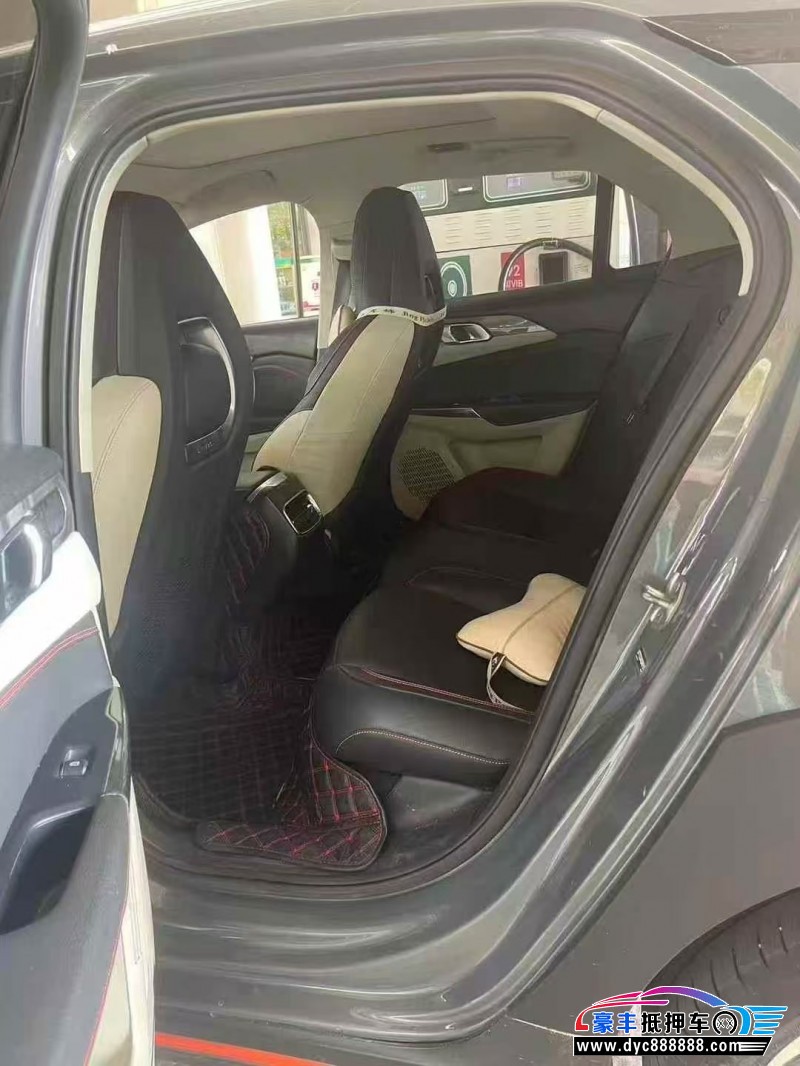 19年领克02轿车抵押车出售