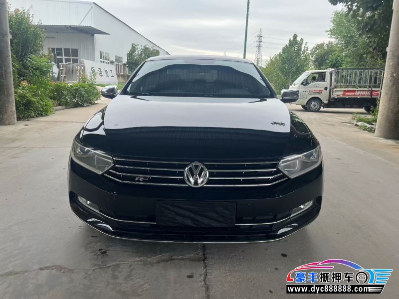 17年大众迈腾轿车抵押车出售