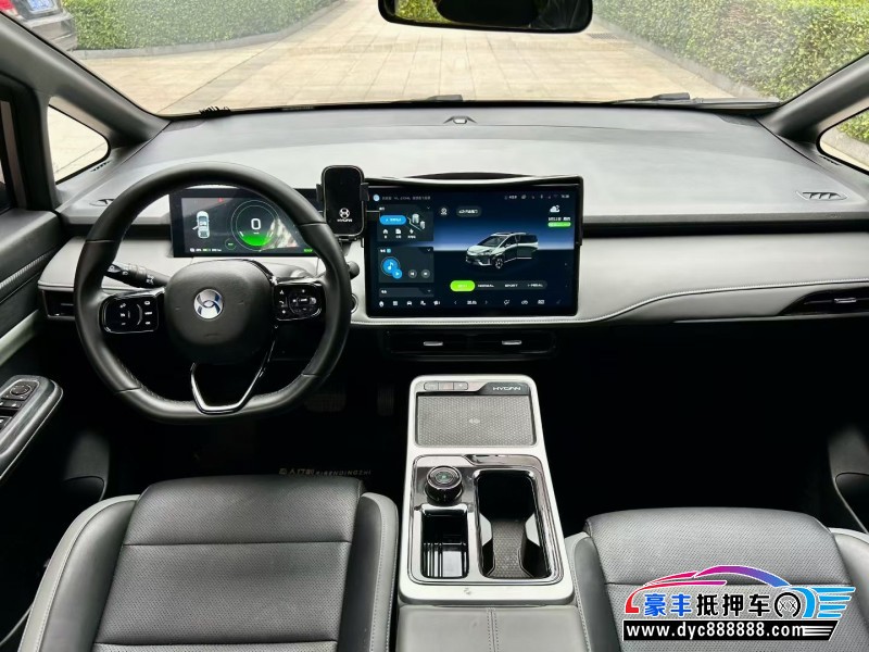 23年合创z03轿车抵押车出售