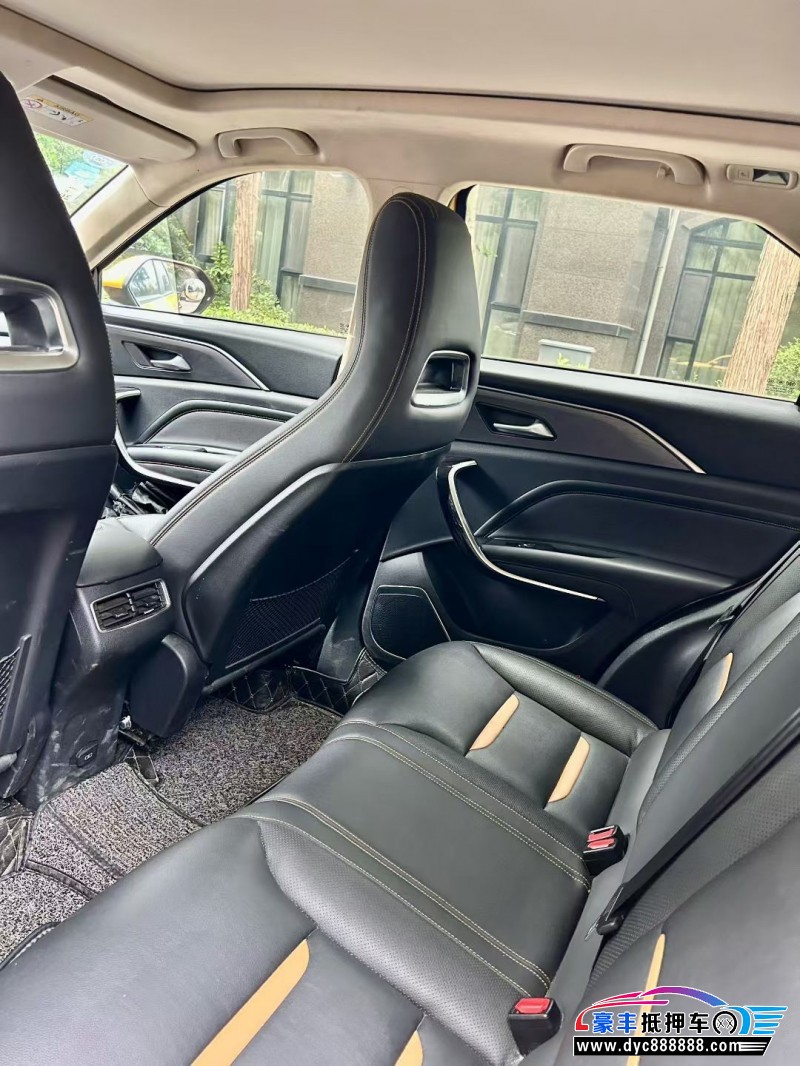 19年奔腾T77轿车抵押车出售