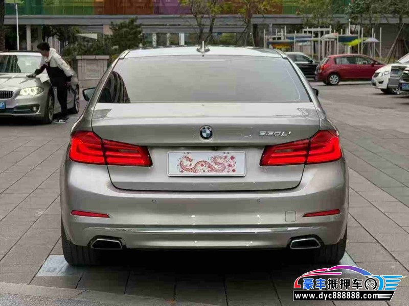 19年宝马5系轿车抵押车出售