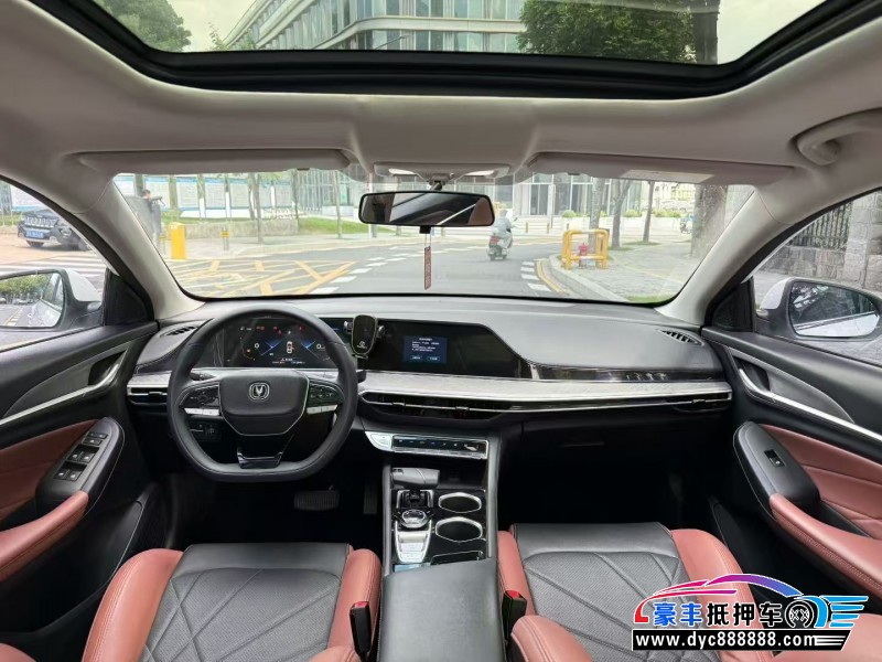 22年长安逸动轿车抵押车出售