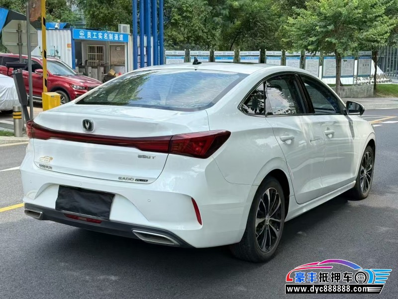 22年长安逸动轿车抵押车出售