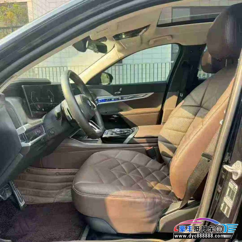 23年宝马7系轿车抵押车出售