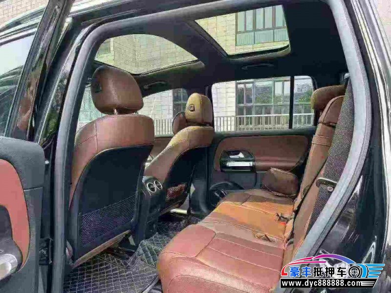 22年奔驰GLB轿车抵押车出售