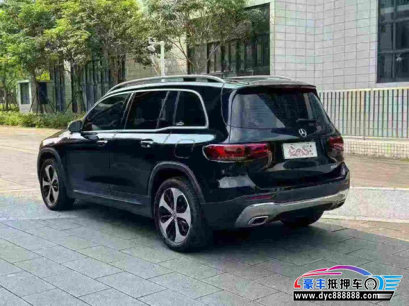 22年奔驰GLB轿车抵押车出售