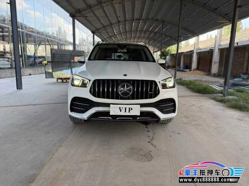 20年奔驰GLE轿车抵押车出售