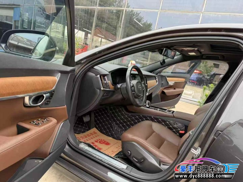 21年沃尔沃S90轿车抵押车出售