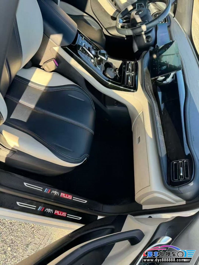 23年比亚迪秦轿车抵押车出售