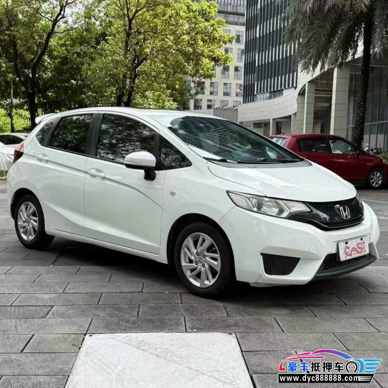 17年本田飞度轿车抵押车出售