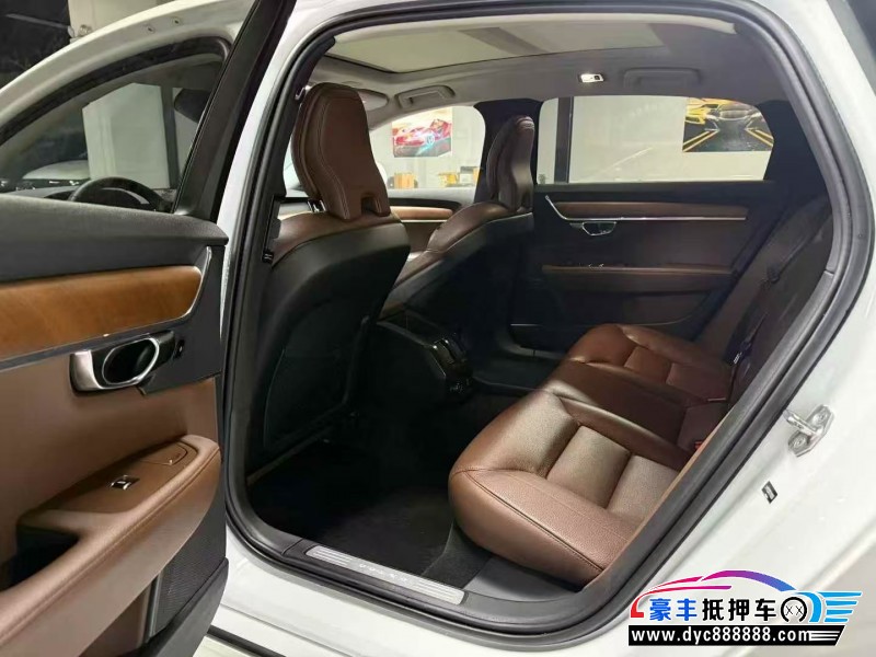 20年沃尔沃S90轿车抵押车出售