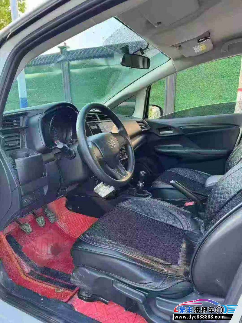 19年本田飞度轿车抵押车出售