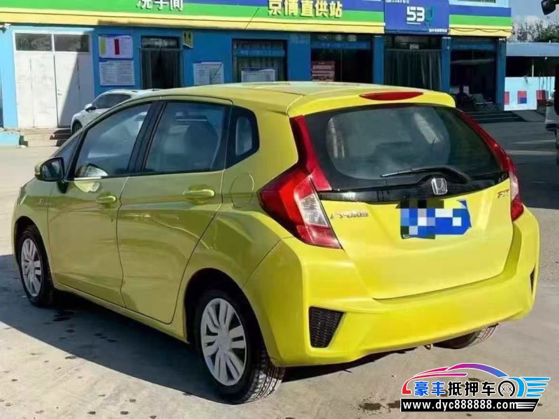 16年本田飞度轿车抵押车出售