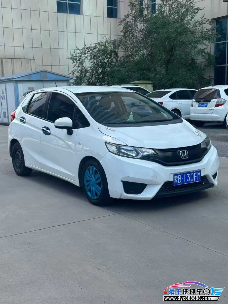 17年本田飞度轿车抵押车出售