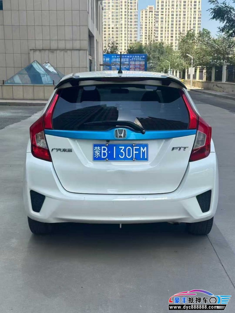 17年本田飞度轿车抵押车出售