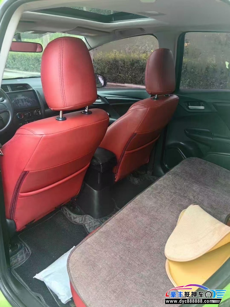 18年本田飞度轿车抵押车出售