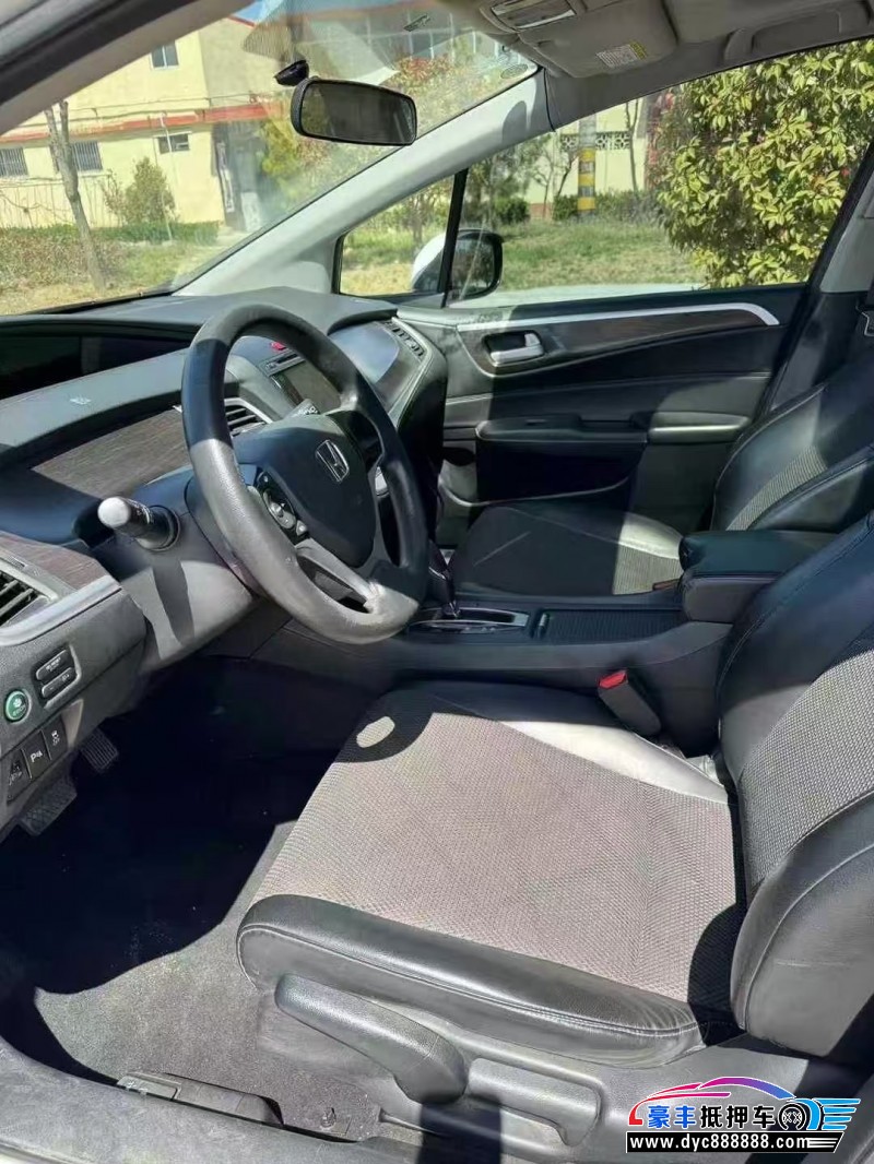 15年本田杰德轿车抵押车出售