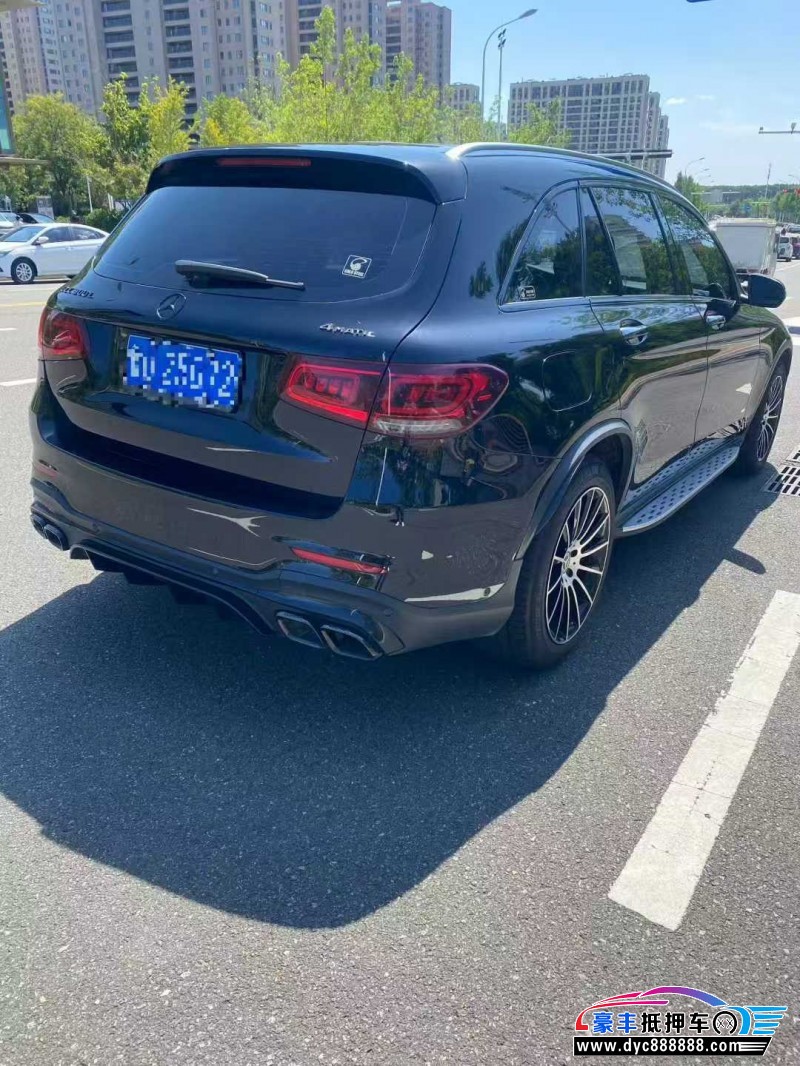 21年奔驰GLC轿车抵押车出售