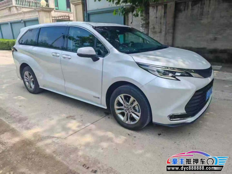 23年丰田塞纳轿车抵押车出售