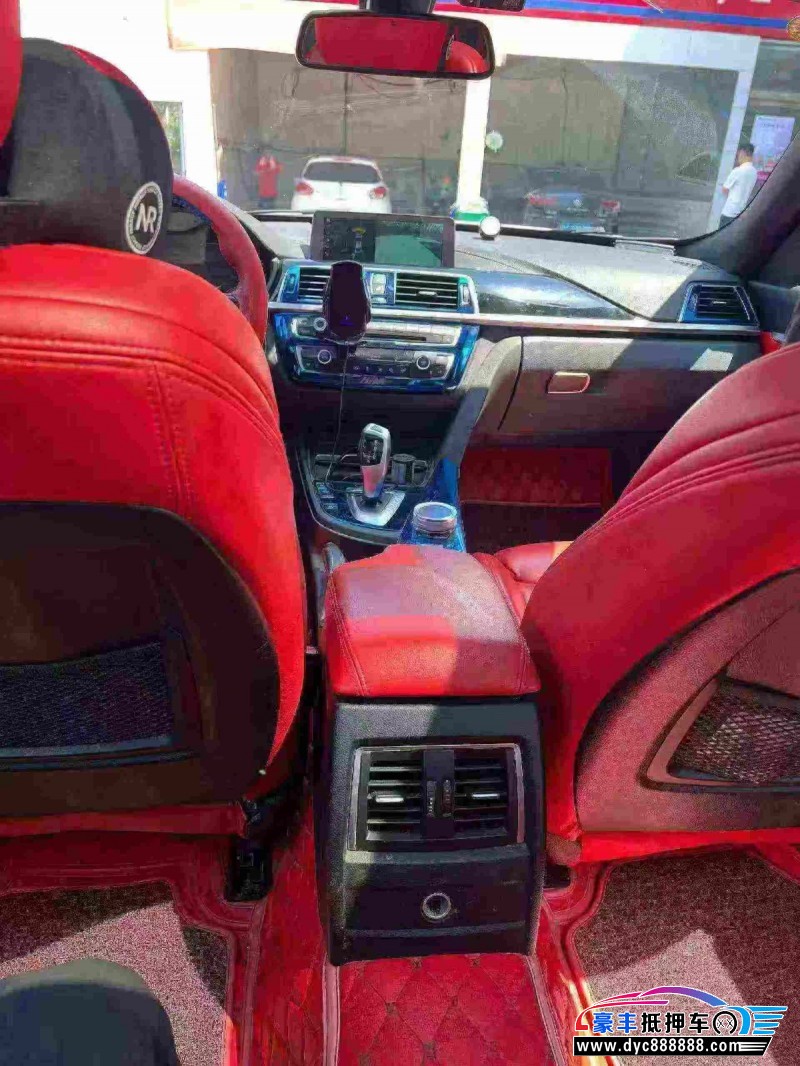 20年宝马3系轿车抵押车出售