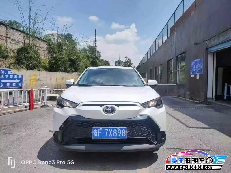 22年丰田锋兰达轿车抵押车出售