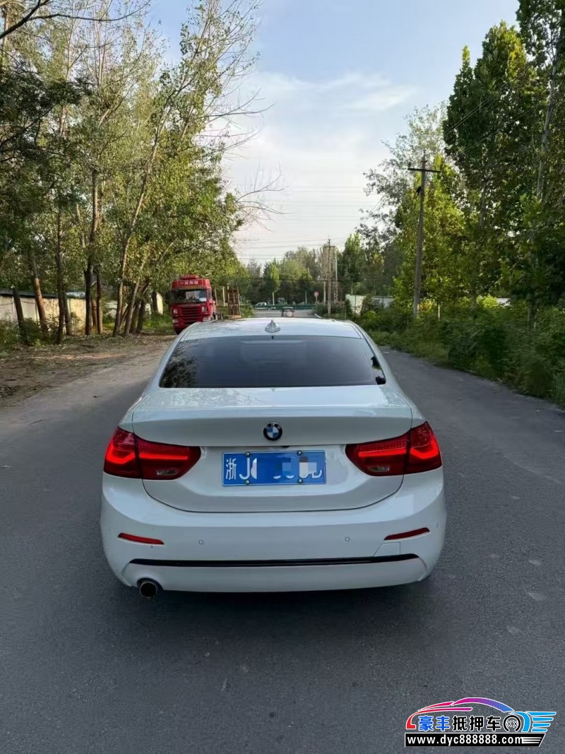 19年宝马1系轿车抵押车出售