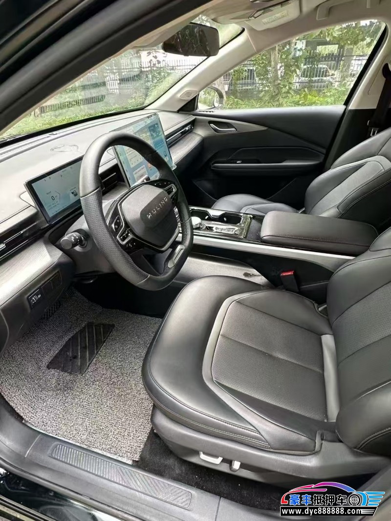 24年五菱星光轿车抵押车出售