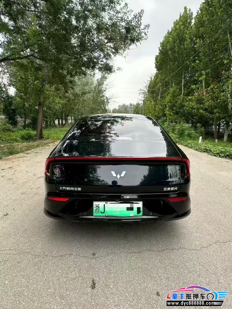 24年五菱星光轿车抵押车出售