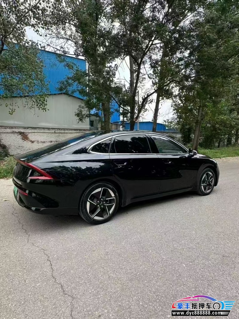 24年五菱星光轿车抵押车出售