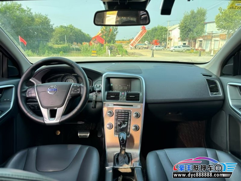 16年沃尔沃XC60轿车抵押车出售