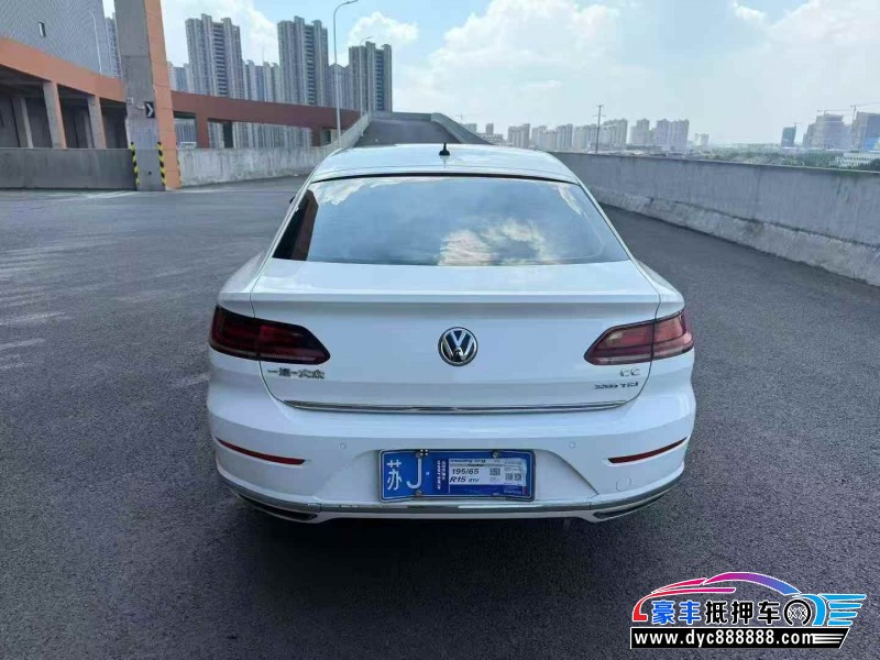 19年大众CC轿车抵押车出售