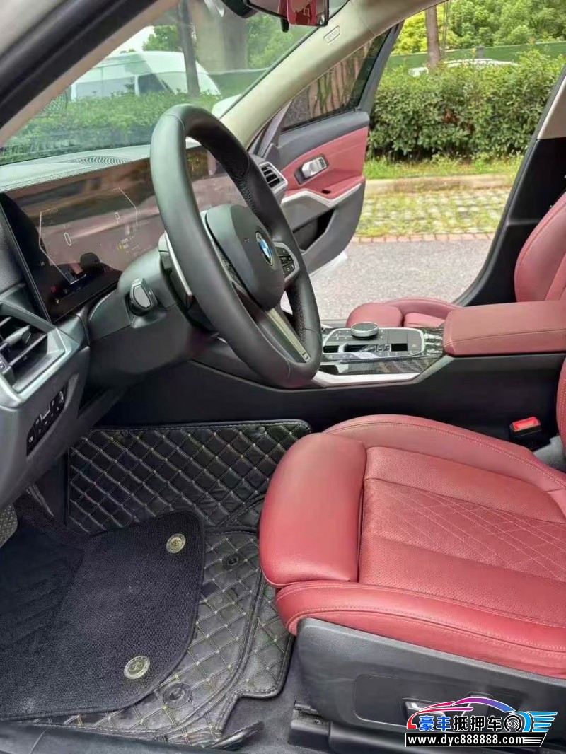 24年宝马3系轿车抵押车出售