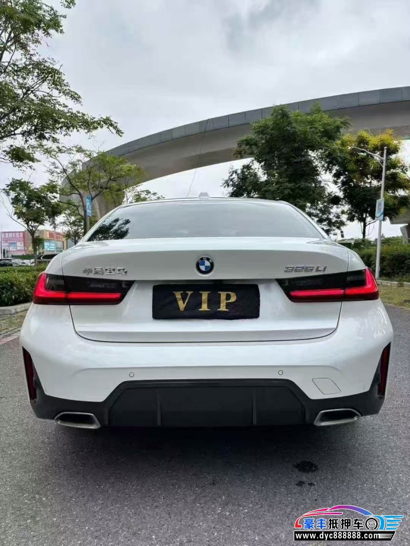 24年宝马3系轿车抵押车出售