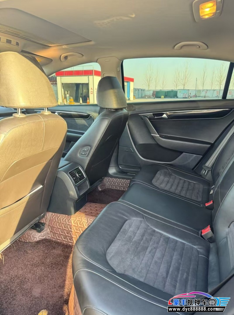 16年大众迈腾轿车抵押车出售